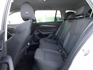 Octavia Combi STYLE PHEV DSG - Image 13