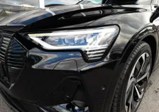 e-tron SB 50 quattro S-LINE BLACK - Image 17