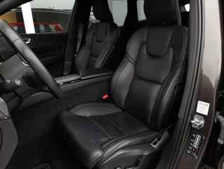 XC60 T8 R-DESIGN PHEV 4x4 Aut - Image 12