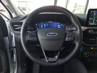 Kuga TITATIUM 2,5 Duratec PHEV Aut - Image 8