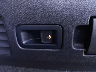 Arteon SB R-LINE eHybrid DSG - Image 17