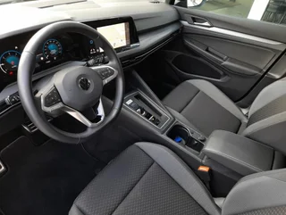 Golf VIII ACTIVE 2,0 TDI DSG - Image 9