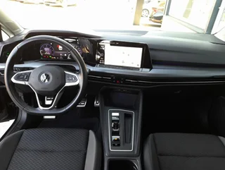 Golf VIII ACTIVE 2,0 TDI DSG - Image 3