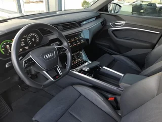 e-tron 50 quattro S-LINE BLACK EDITION - Image 10