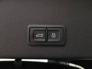 e-tron SB 55 quattro S-LINE - Image 17