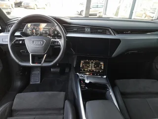 e-tron 55 quattro S-LINE - Image 3