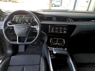 e-tron 50 quattro S-LINE BLACK EDITION - Image 3