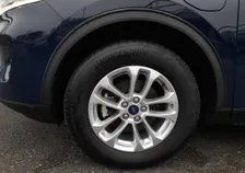 Kuga TITANIUM 2,5 Duratec PHEV Aut - Image 15