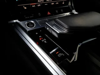 e-tron 55 quattro S-LINE BLACK EDITION - Image 8