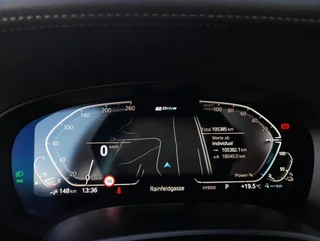 530 e Touring LUXURY LINE 4x4 Aut - Image 7