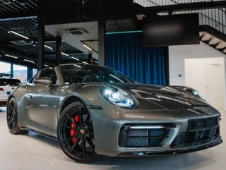 911 Targa 4S - Image 2