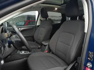 Kuga TITANIUM 2,5 Duratec PHEV Aut - Image 10