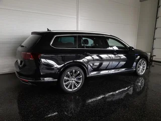 Passat Variant GTE PHEV DSG - Image 2