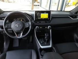 Rav4 2,5 4x4 PHEV Aut - Image 3