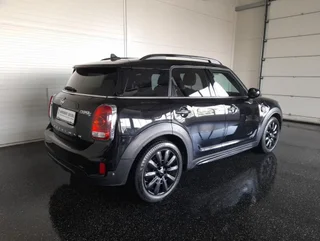 Countryman 4x4 PHEV Aut - Image 2