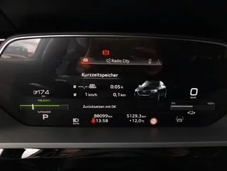 e-tron SB 55 quattro S-LINE BLACK - Image 8