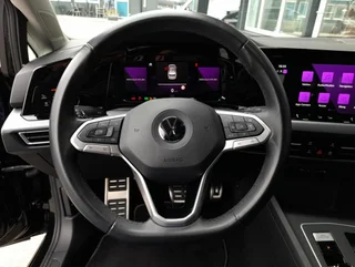 Golf VIII ACTIVE 2,0 TDI DSG - Image 8