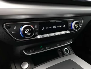 Q5 50 TFSI e quattro PHEV S-tr - Image 6