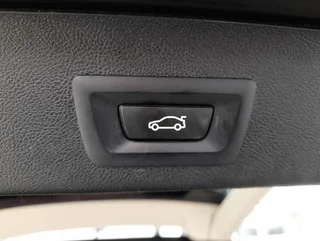 520 d Touring LUXURY LINE 4x4 Aut - Image 16