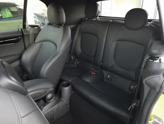 Cabrio MINI Cooper Cabriolet - Image 11