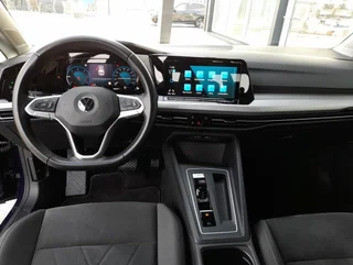 Golf VIII LIFE 2,0 TDI DSG - Image 3