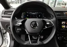 Superb Kombi SPORTLINE PHEV 156/218 DSG - Image 8