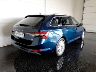 Superb Kombi STYLE PHEV 156/218 DSG - Image 2