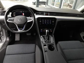 Passat Variant GTE e-Hybrid DSG - Image 3