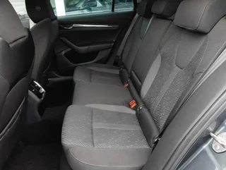 Octavia Combi FIRST ED 2,0 TDI DSG - Image 12