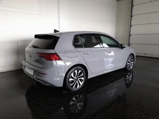 Golf VIII ACTIVE 2,0 TDI DSG - Image 2