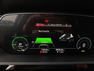 e-tron SB 55 quattro S-LINE BLACK EDITION - Image 8