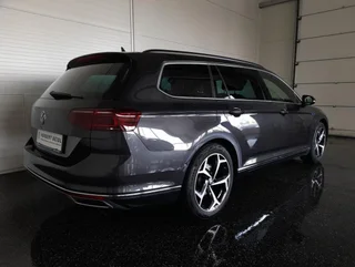 Passat Variant GTE e-Hybrid DSG - Image 2