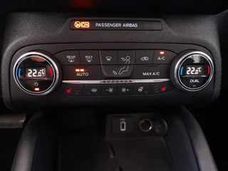 Focus Turnier VIGNALE 1,5 EcoBlue Aut - Image 6