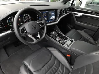 Touareg ELEGANCE V6 4x4 PHEV DSG - Image 12