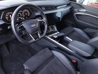 e-tron 55 quattro S-LINE - Image 9