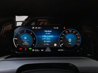 Golf VIII ACTIVE 2,0 TDI DSG - Image 7