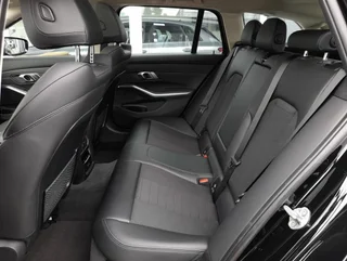 330 e Touring SPORT LINE PHEV 4x4 Aut - Image 14