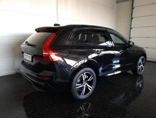 XC60 T6 R-DESIGN 4x4 PHEV Aut - Image 2