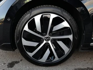 Arteon SB R-LINE eHybrid DSG - Image 18