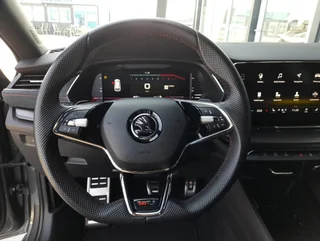 Octavia Combi RS PHEV 150/245 DSG - Image 9