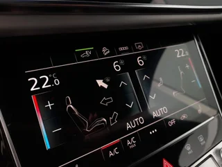 Q7 S-LINE COMPETITION 60 TFSI e quattro PHEV Tip-tr - Image 6