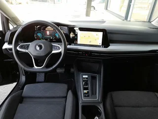 Golf VIII Variant LIFE 2,0 TDI DSG - Image 3