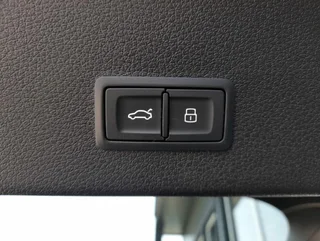 e-tron SB 50 quattro S-LINE BLACK EDITION - Image 14