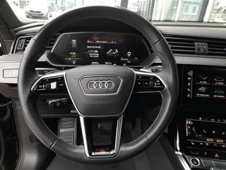 e-tron 55 quattro S-LINE BLACK EDITION - Image 10