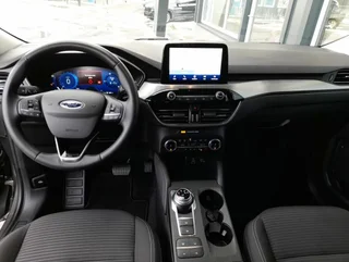 Kuga TITANIUM 2,5 Duratec PHEV Aut - Image 3