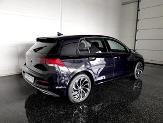 Golf VIII ACTIVE 2,0 TDI DSG - Image 2