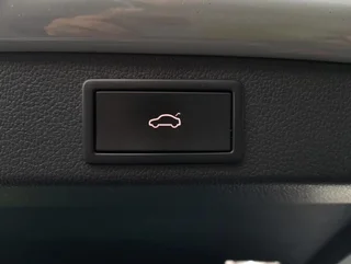 Superb Kombi SPORTLINE PHEV 156/218 DSG - Image 14