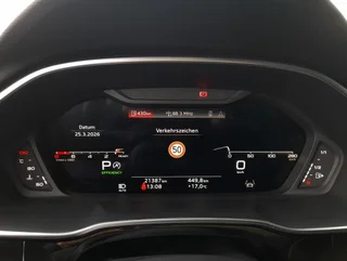 Q3 SB S-LINE 35 TFSI S-tr. - Image 8