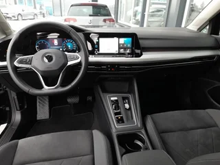 Golf VIII LIFE 2,0 TDI DSG - Image 3