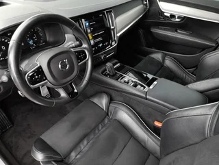 V90 T8 R-DESIGN PHEV 4x4 Aut. - Image 16